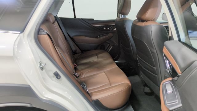 Used 2025 Subaru Outback Touring AWD/4WD image 15