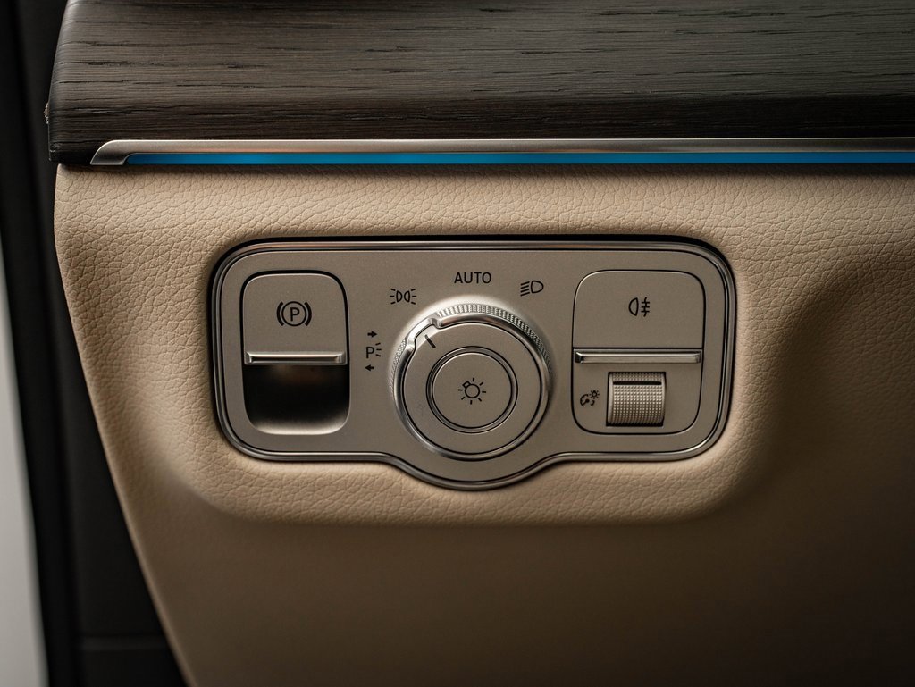 Used 2020 Mercedes-Benz GLE 350 4MATIC image 40