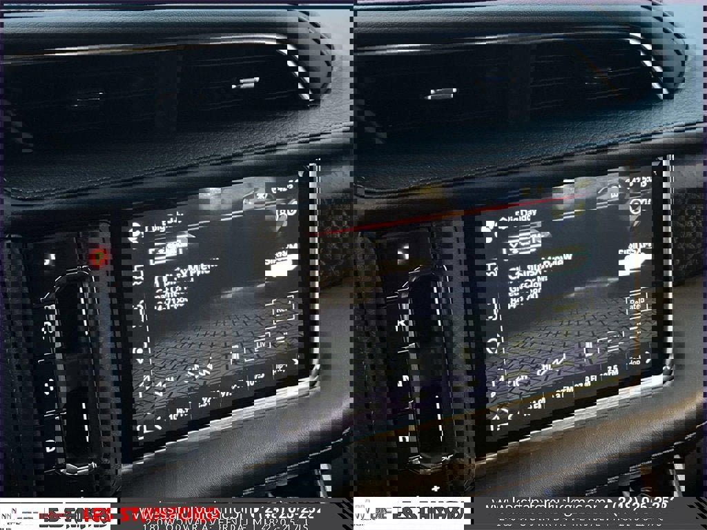 Certified 2024 GMC Yukon XL Denali image 31