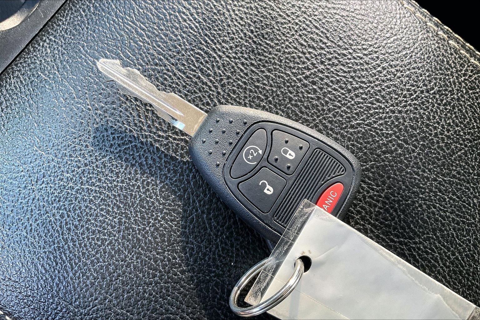 Used 2016 Jeep Wrangler Unlimited Rubicon image 9