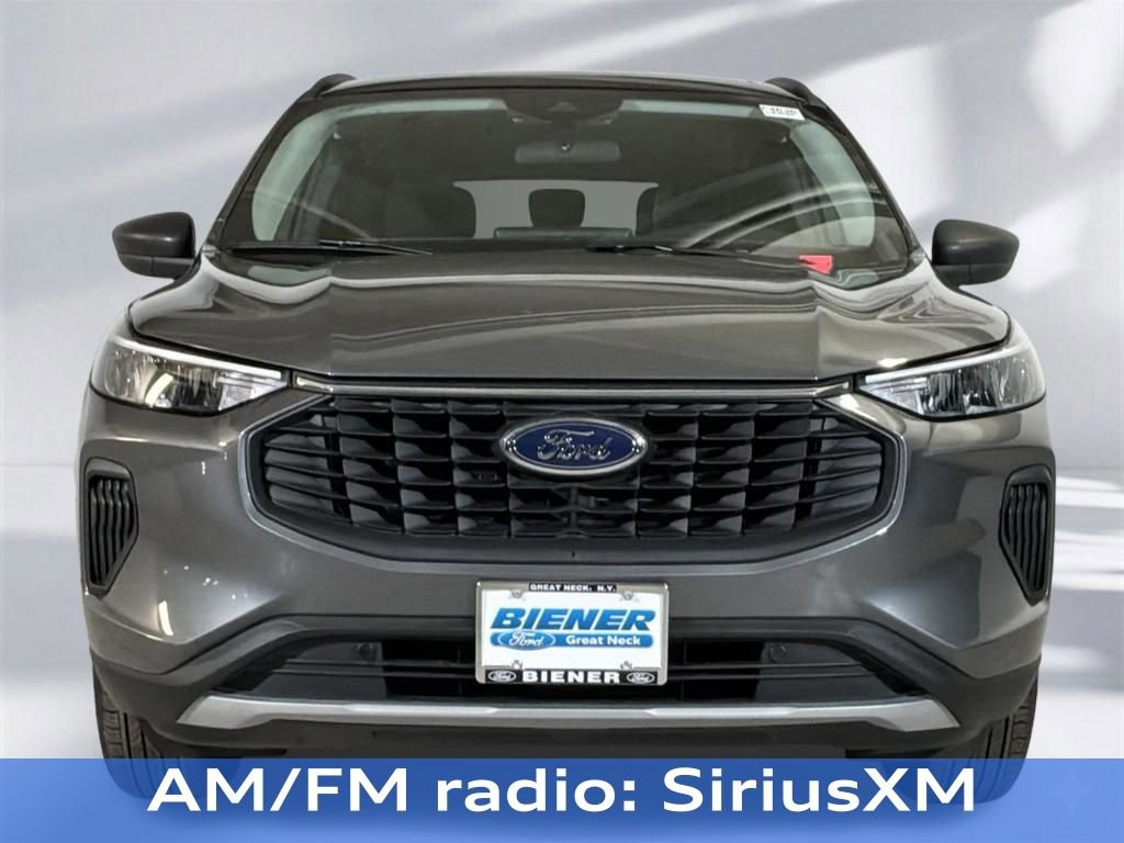 Used 2025 Ford Escape Active w/ Active Premium Tech Pack image 24