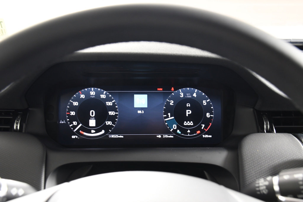 Certified 2026 Land Rover Discovery Sport Landmark AWD/4WD image 31