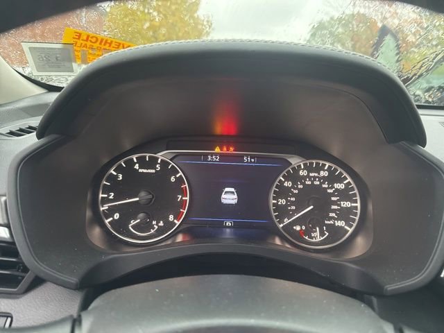 Used 2023 Nissan Altima 2.5 SV w/ SV Premium Package image 14