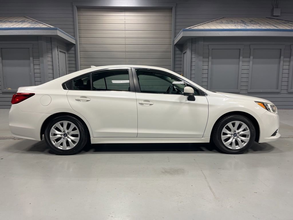 Used 2017 Subaru Legacy 2.5i Premium AWD/4WD image 7