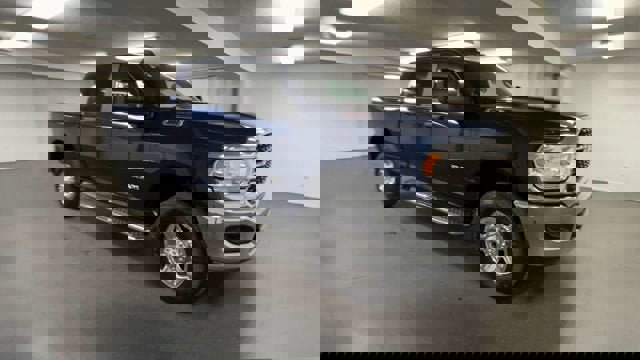 Used 2024 RAM 2500 Big Horn w/ Bed Utility Group image 2