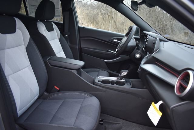 New 2026 Chevrolet Trax RS image 13