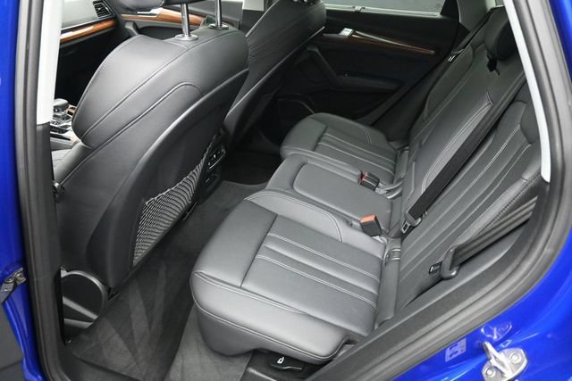 Used 2023 Audi Q5 e Prestige w/ Prestige Package AWD/4WD image 29