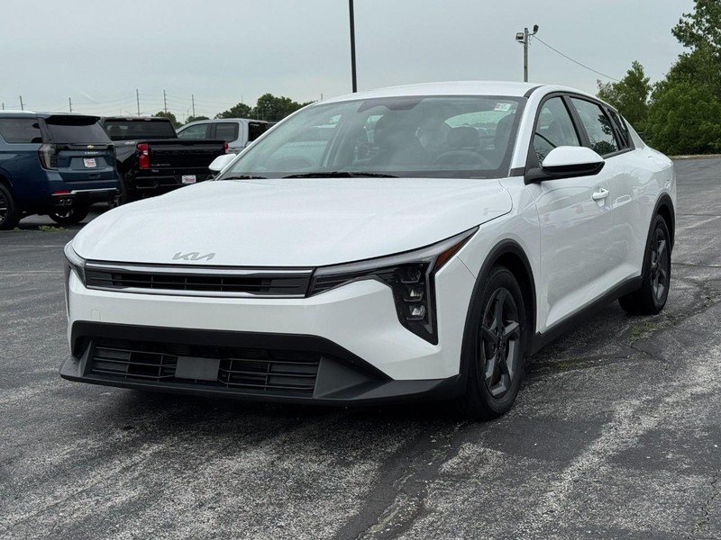 Used 2025 Kia K4 FWD image 8