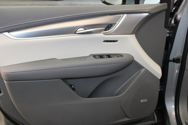 New 2025 Cadillac XT5 Premium Luxury w/ LPO, Floor Liner Package image 10