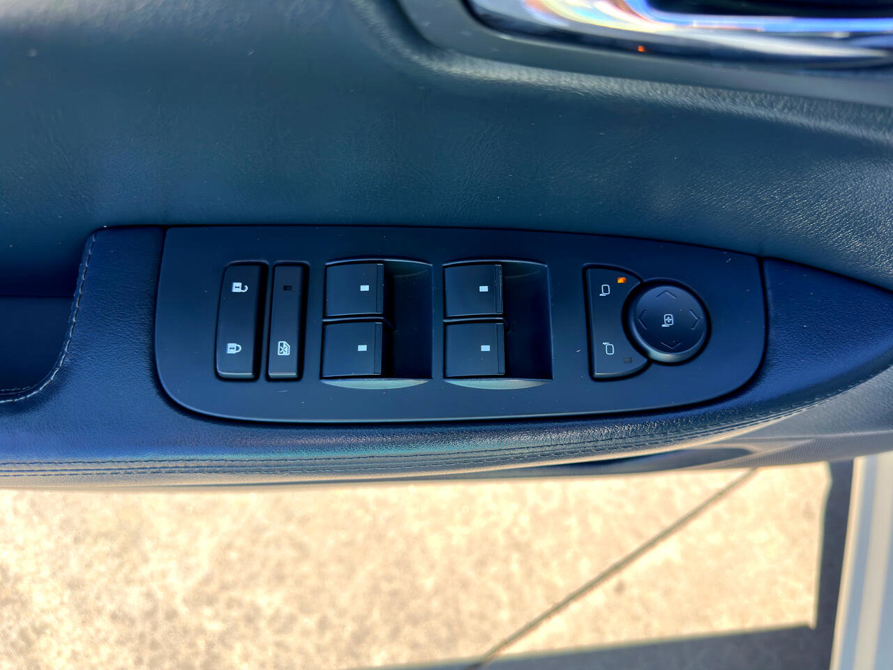 Used 2009 Cadillac DTS Limousine image 45