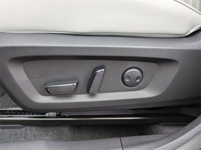 New 2025 Mitsubishi Outlander SEL image 15