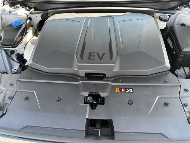 Used 2025 Hyundai Ioniq 5 Limited AWD/4WD image 9