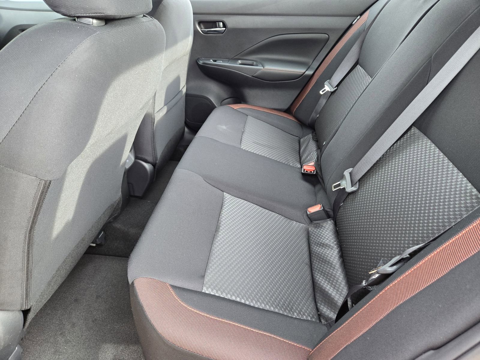 New 2025 Nissan Versa SR image 24