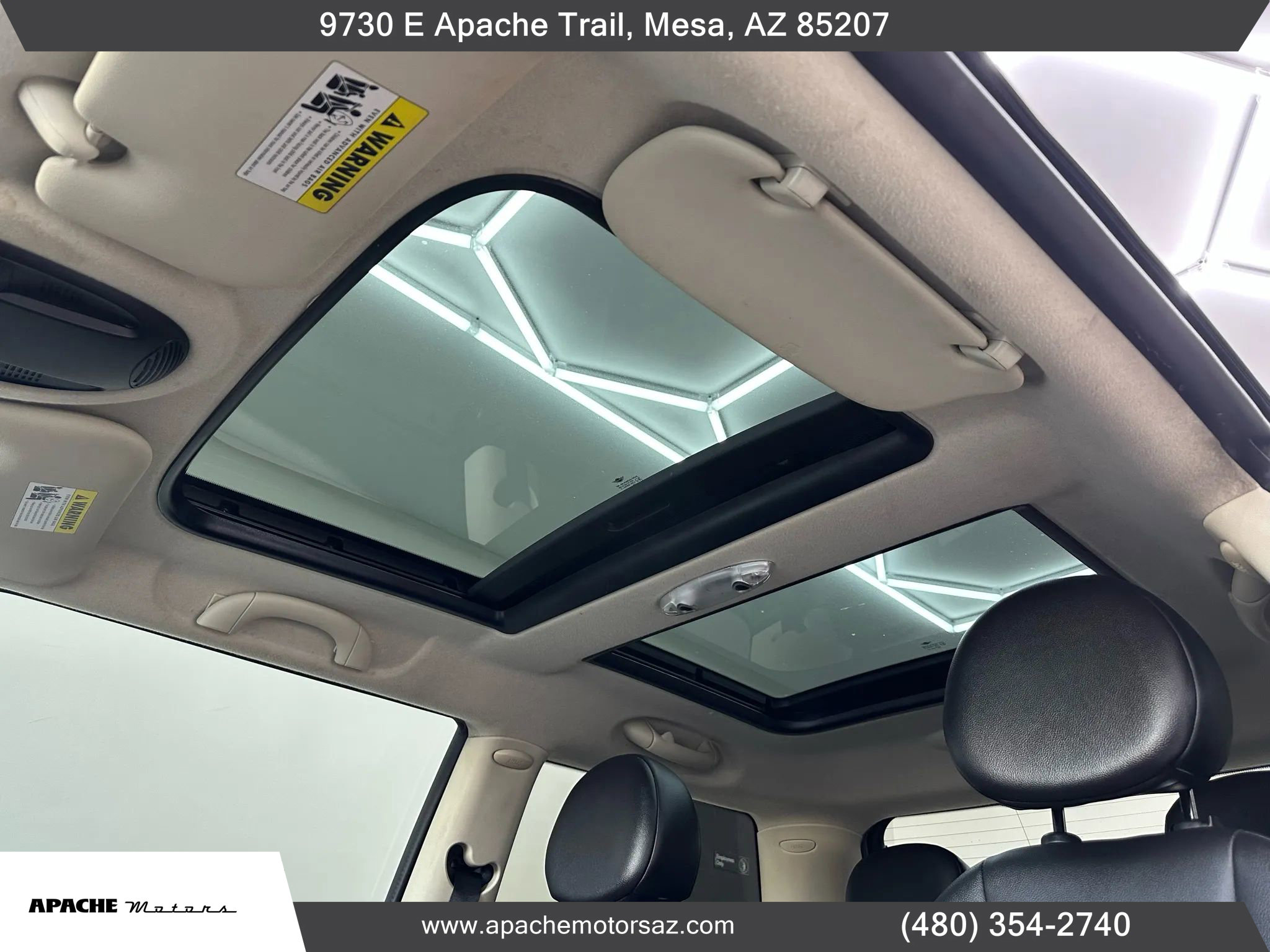 Used 2011 MINI Cooper Hardtop image 25