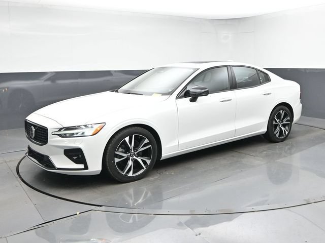 Used 2023 Volvo S60 B5 Core w/ Climate Package AWD/4WD image 4