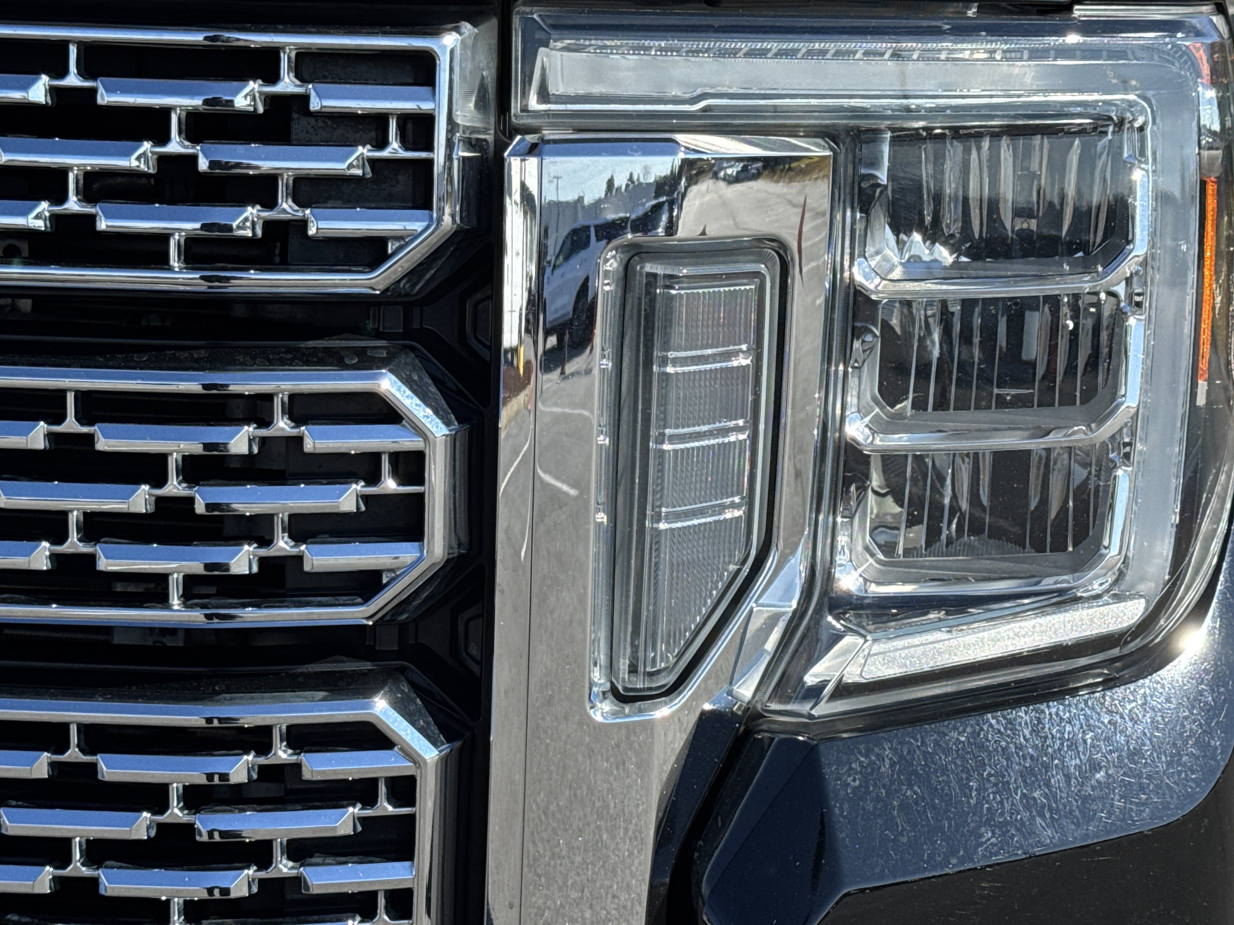 Used 2021 GMC Sierra 2500 Denali w/ Denali Ultimate Package image 6