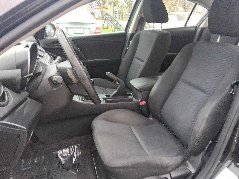 Used 2010 MAZDA MAZDA3 i Sport FWD image 15