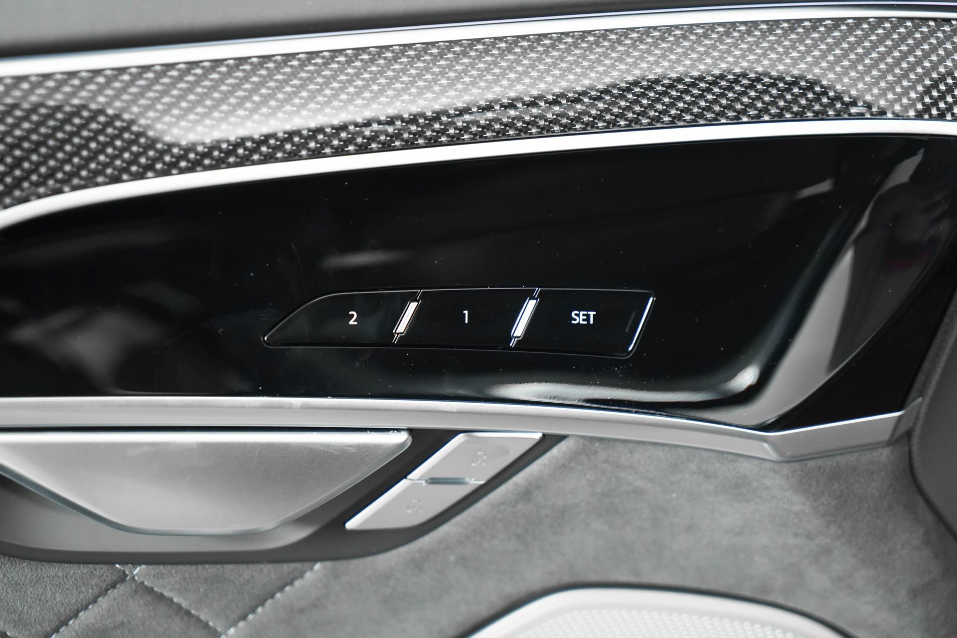 New 2025 Audi S8 image 18