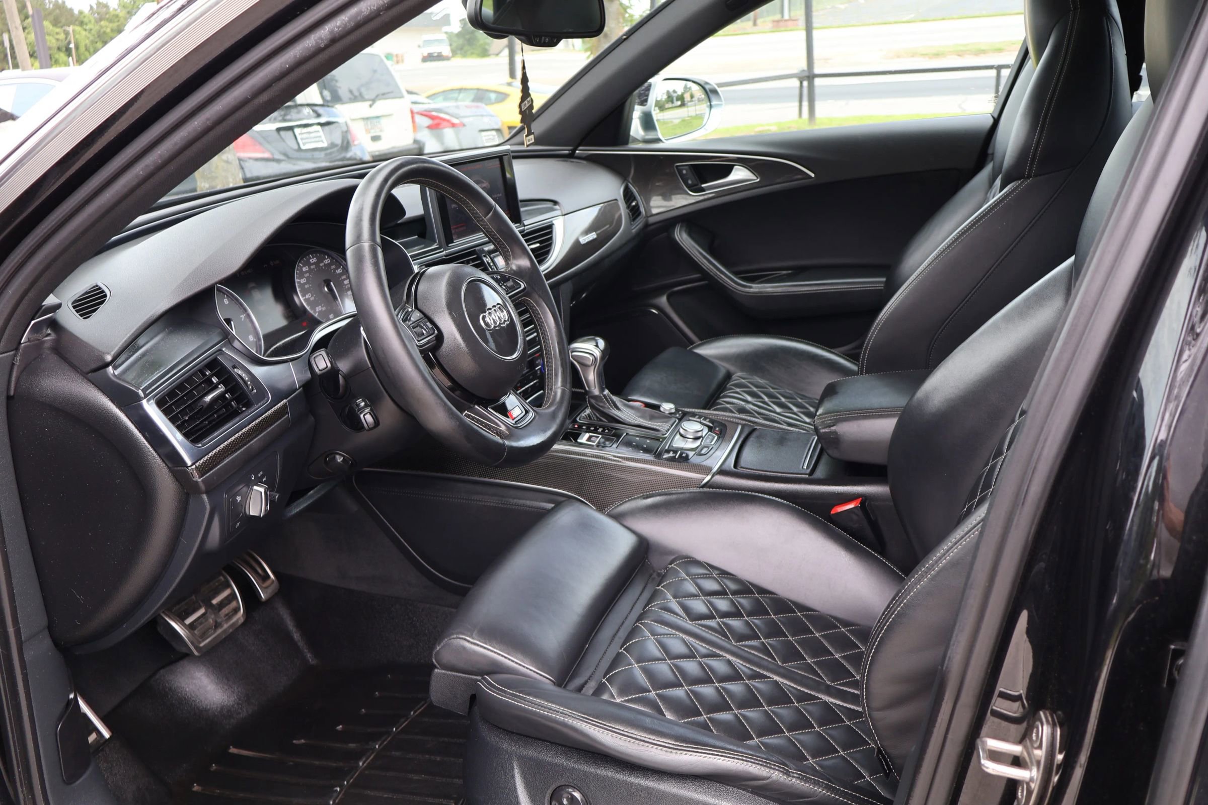 Used 2014 Audi S6 Prestige image 17