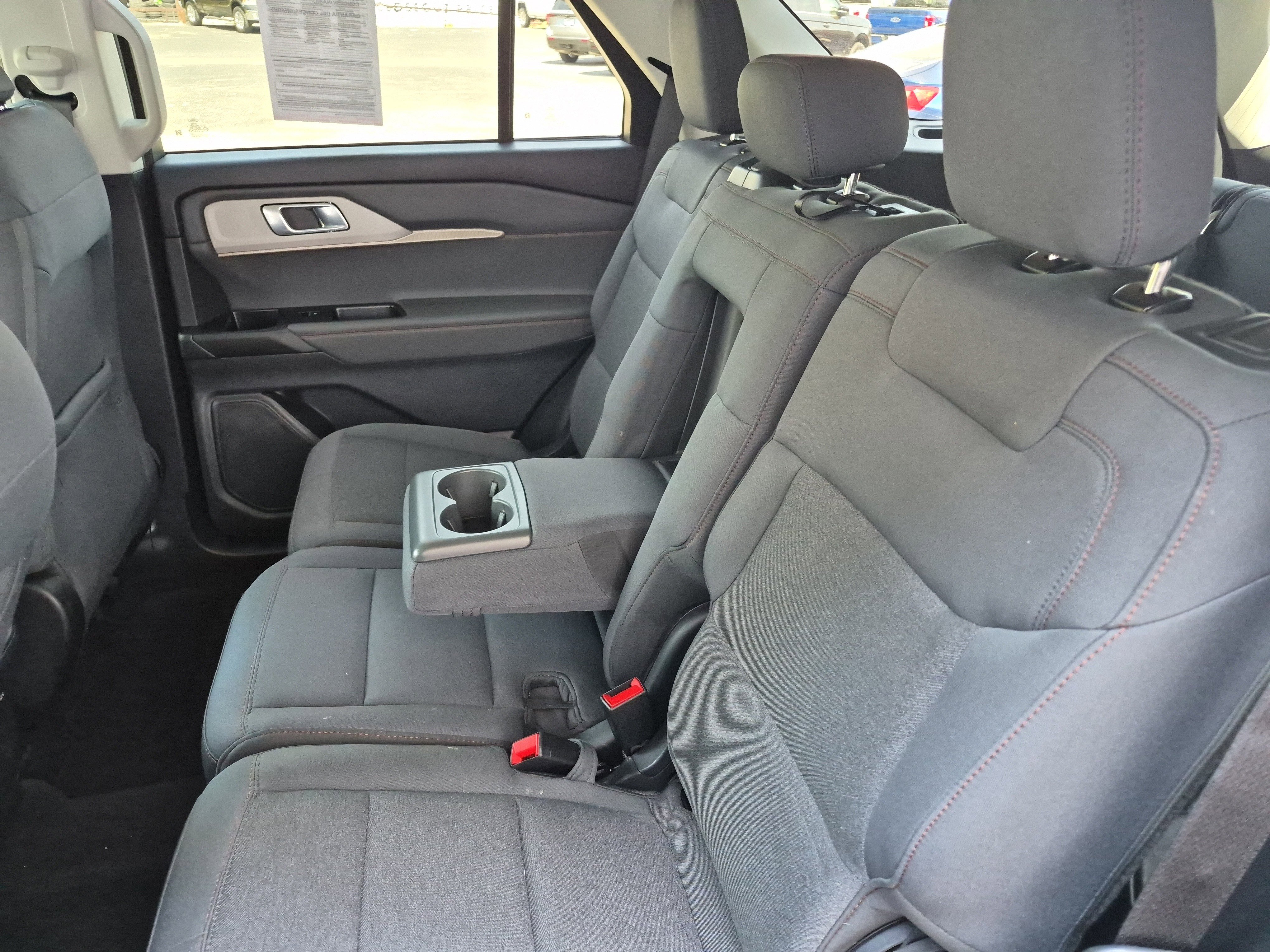 Certified 2025 Ford Explorer Active image 15