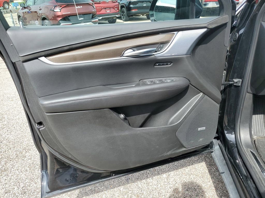 Used 2020 Cadillac XT5 Premium Luxury w/ Platinum Package AWD/4WD image 27