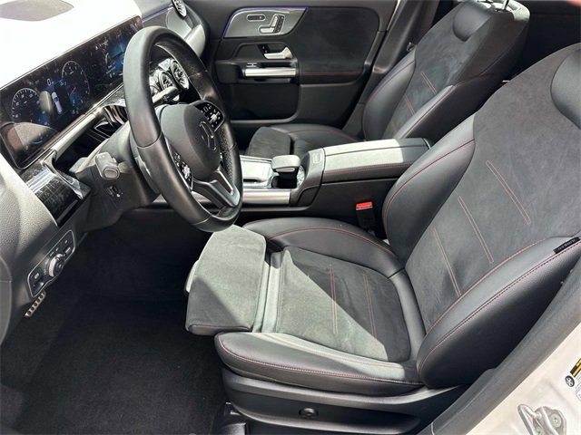 Certified 2022 Mercedes-Benz GLA 250 4MATIC image 18