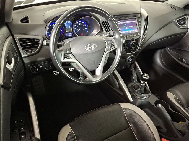 Used 2014 Hyundai Veloster Turbo w/ Turbo Technology Package 04 video 2