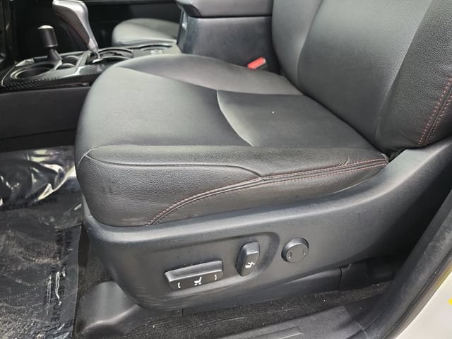 Used 2023 Toyota 4Runner TRD Off-Road Premium AWD/4WD image 28