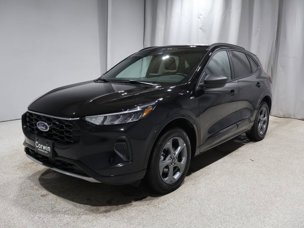 Used 2024 Ford Escape ST-Line image 5