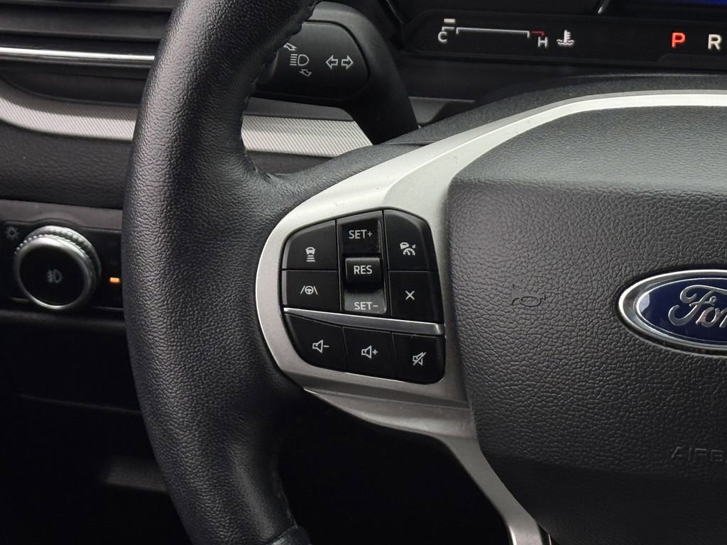 Used 2023 Ford Explorer XLT w/ Equipment Group 202A image 20