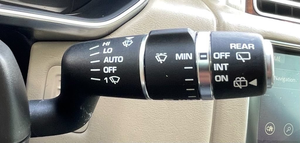 Used 2017 Land Rover Range Rover HSE AWD/4WD image 20