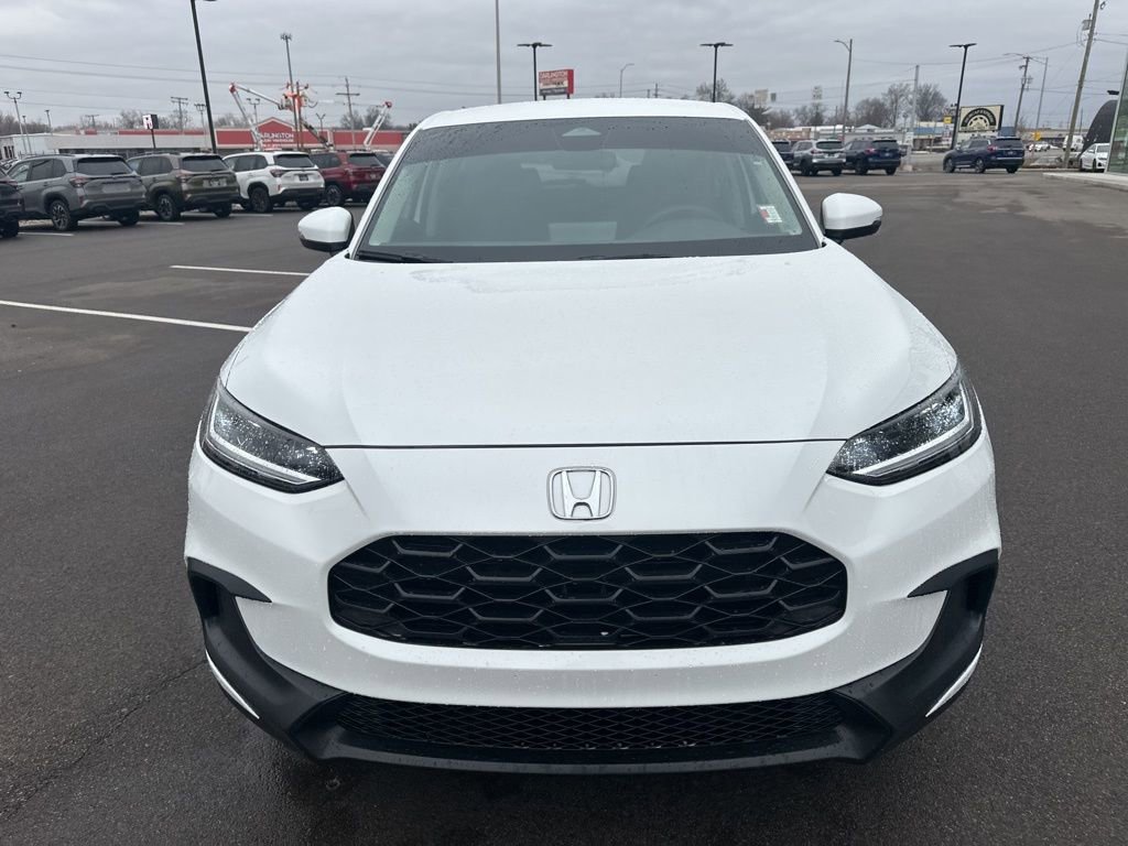 Used 2023 Honda HR-V LX image 2