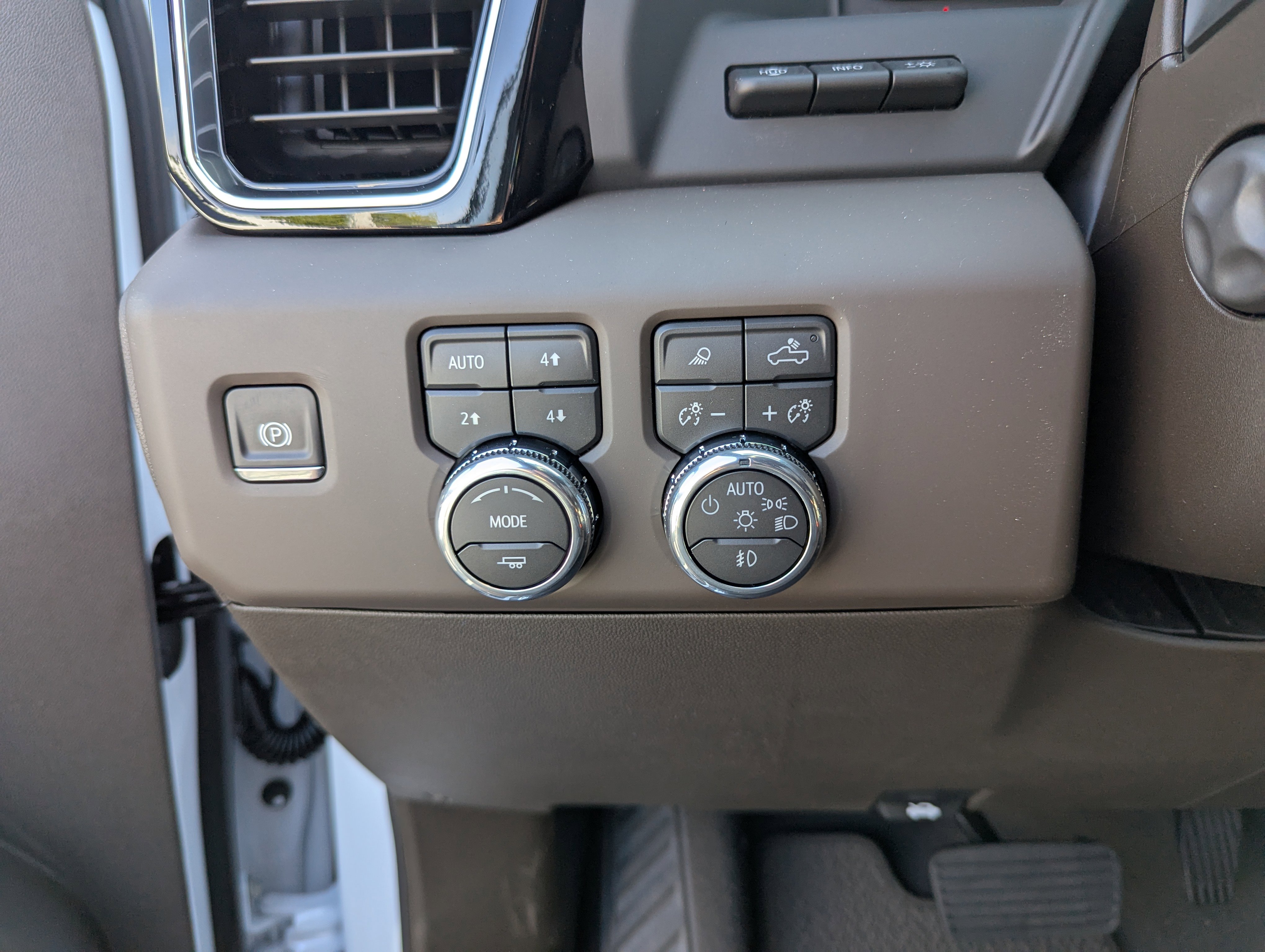 New 2026 GMC Sierra 1500 Denali image 14