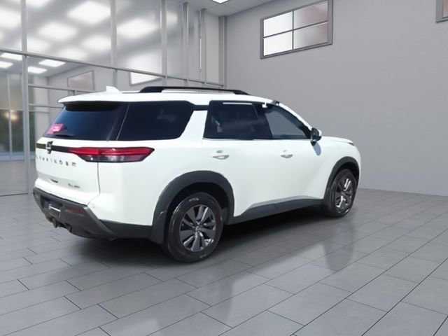 Certified 2024 Nissan Pathfinder SV w/ SV Premium Package image 8