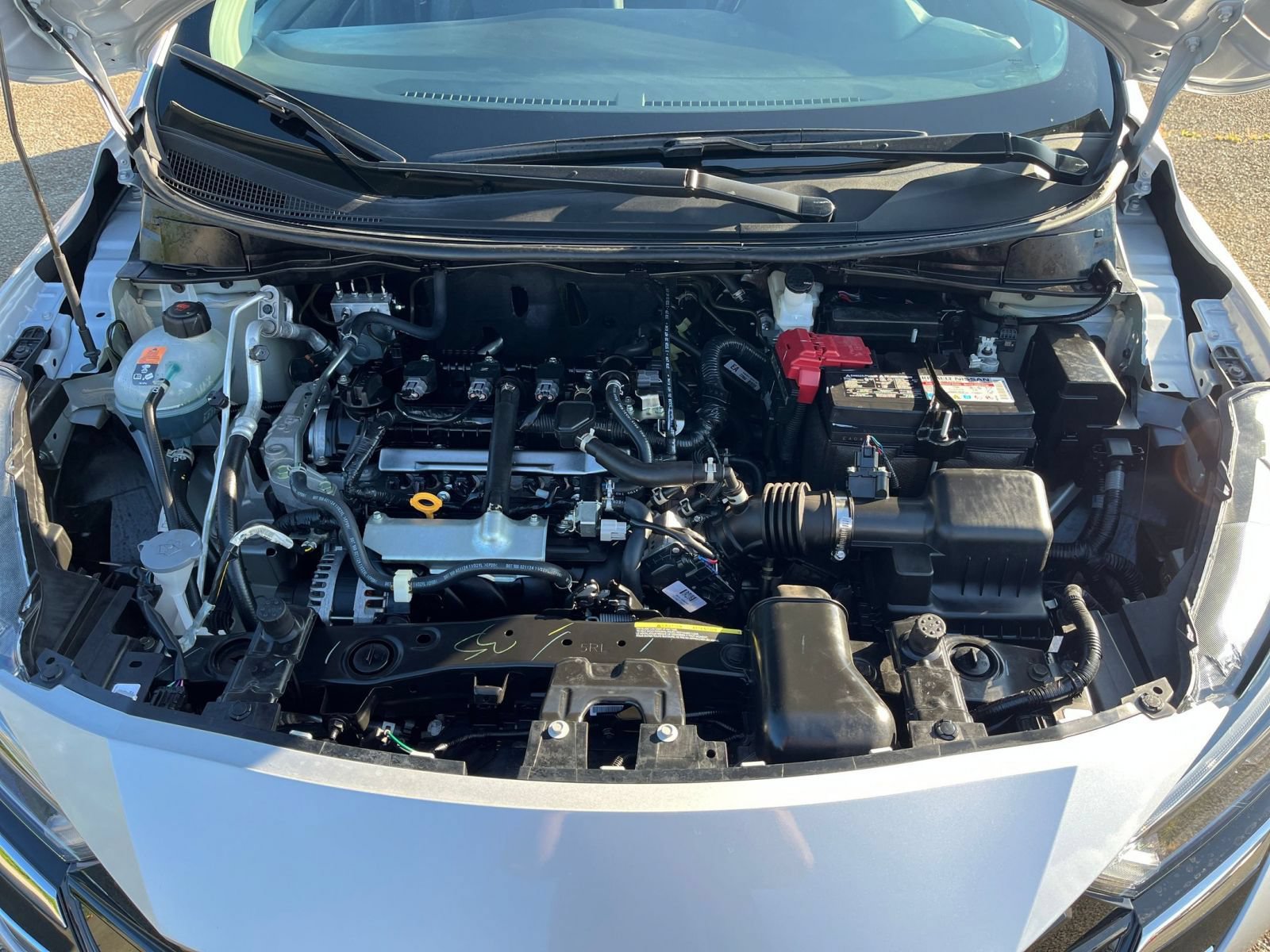 Used 2025 Nissan Versa SV FWD image 26