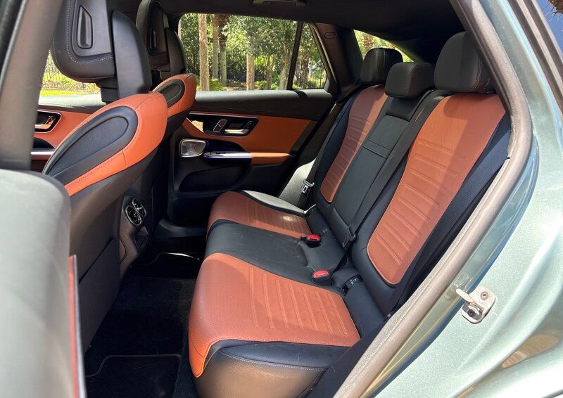 Used 2025 Mercedes-Benz GLC 300 image 15