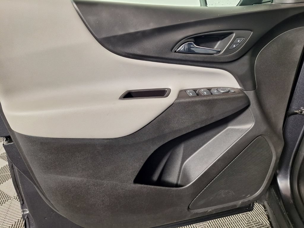Used 2022 Chevrolet Equinox LT FWD image 29