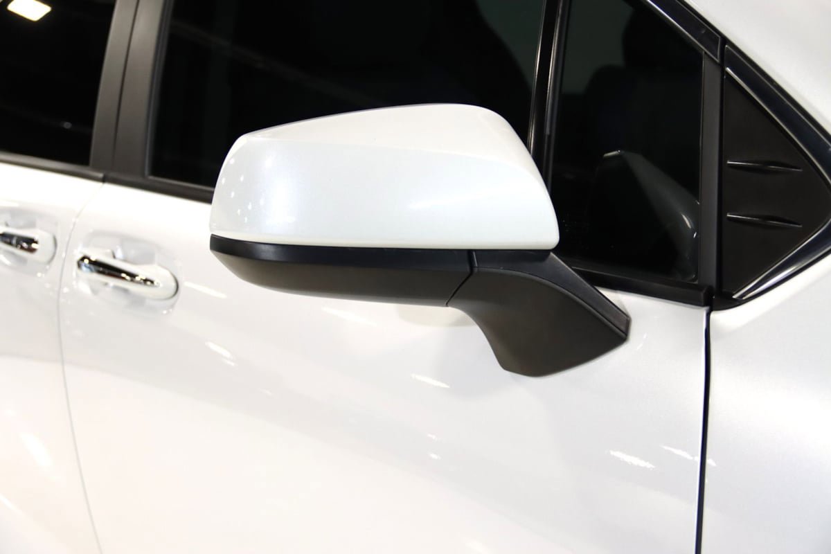 Used 2023 Toyota Sienna XLE FWD image 9