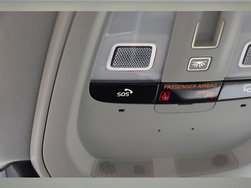 New 2026 Volvo XC60 B5 Ultra w/ Protection Package Premier image 38