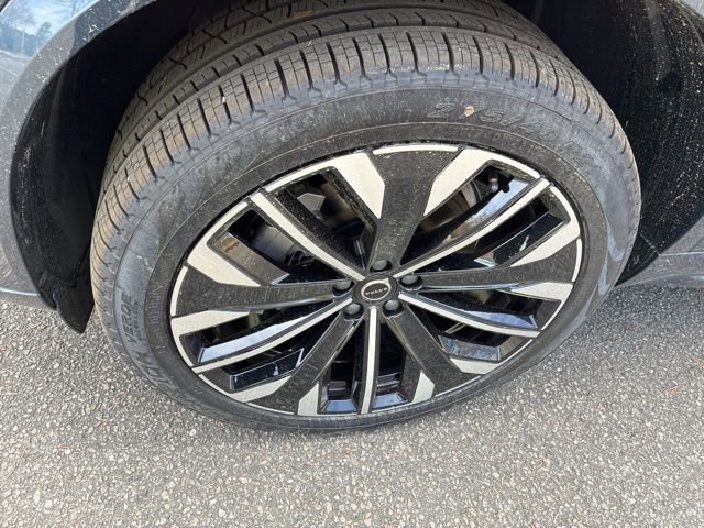 New 2026 Volvo XC90 B6 Plus AWD/4WD image 12
