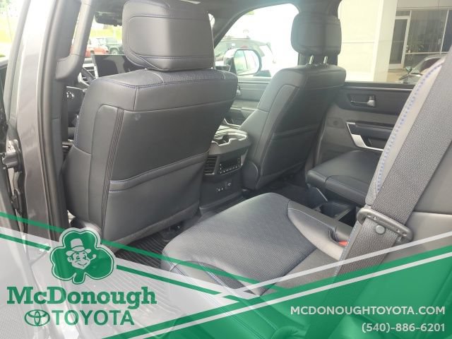 Used 2024 Toyota Sequoia Platinum AWD/4WD image 21