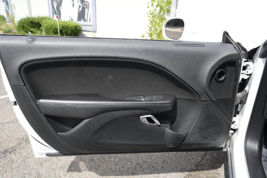 Used 2018 Dodge Challenger SXT RWD image 18