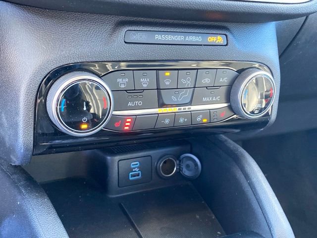 Used 2022 Ford Escape SEL image 12