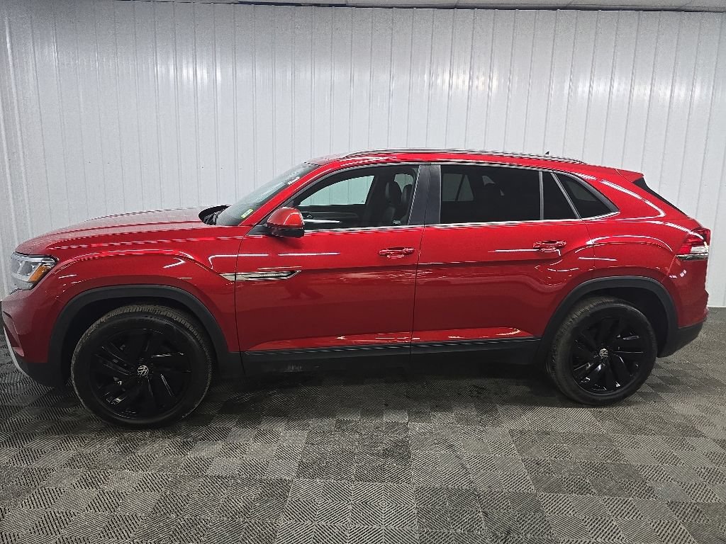 Used 2022 Volkswagen Atlas Cross Sport SE w/ Black Wheel Package AWD/4WD image 5
