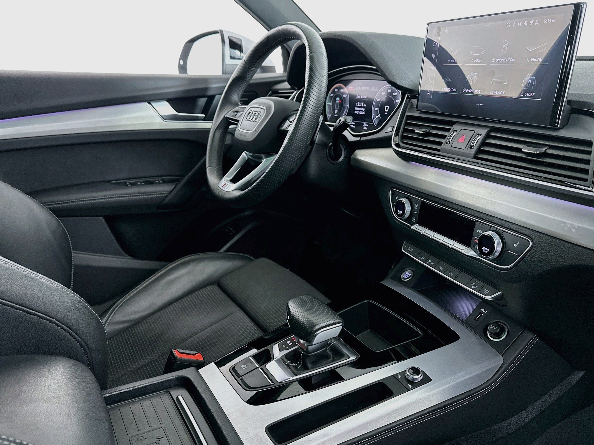 Used 2024 Audi Q5 e Prestige w/ Prestige Package AWD/4WD image 31