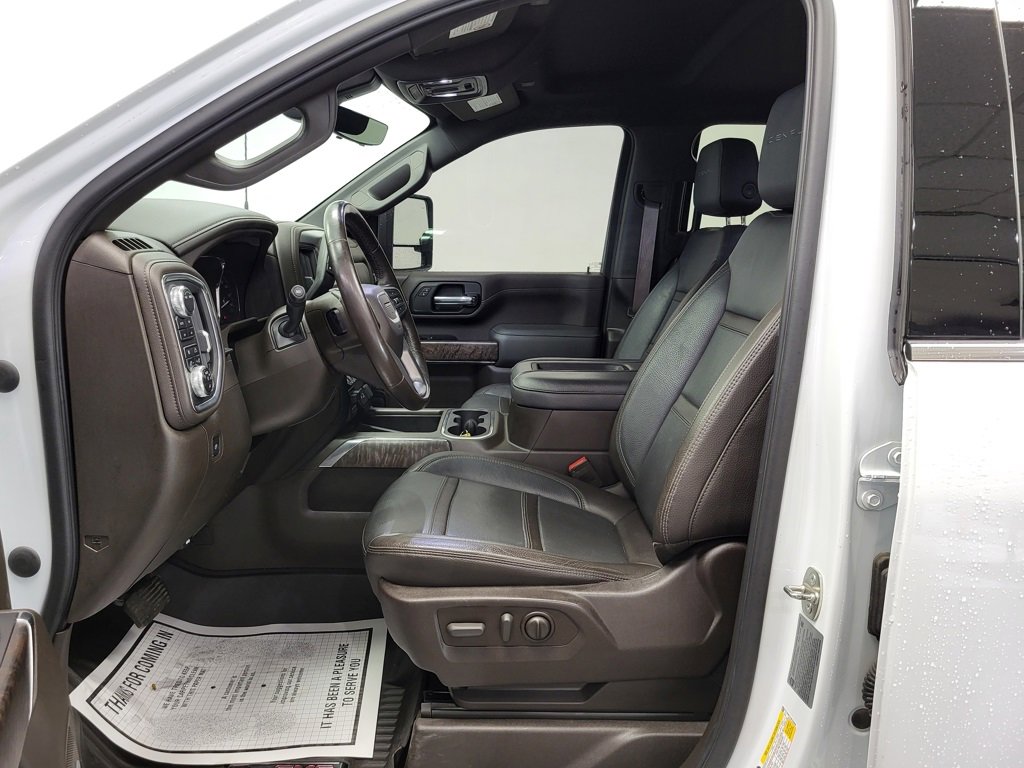 Used 2022 GMC Sierra 3500 Denali w/ Technology Package image 5