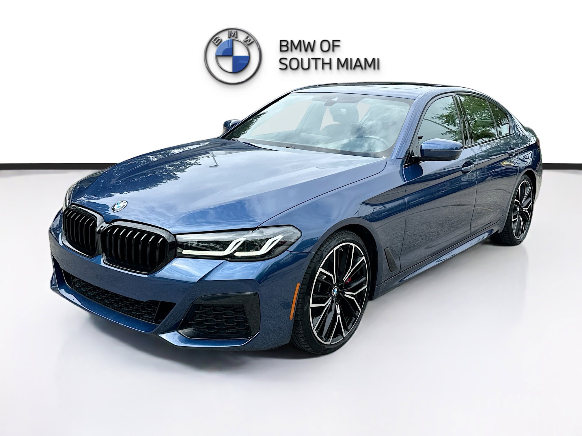 Certified 2023 BMW 530i w/ M Sport Package image 3