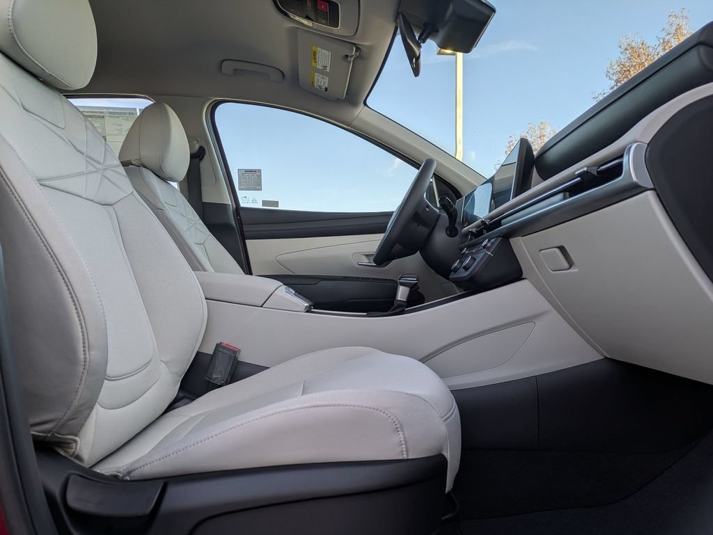 New 2026 Hyundai Tucson SE FWD image 9