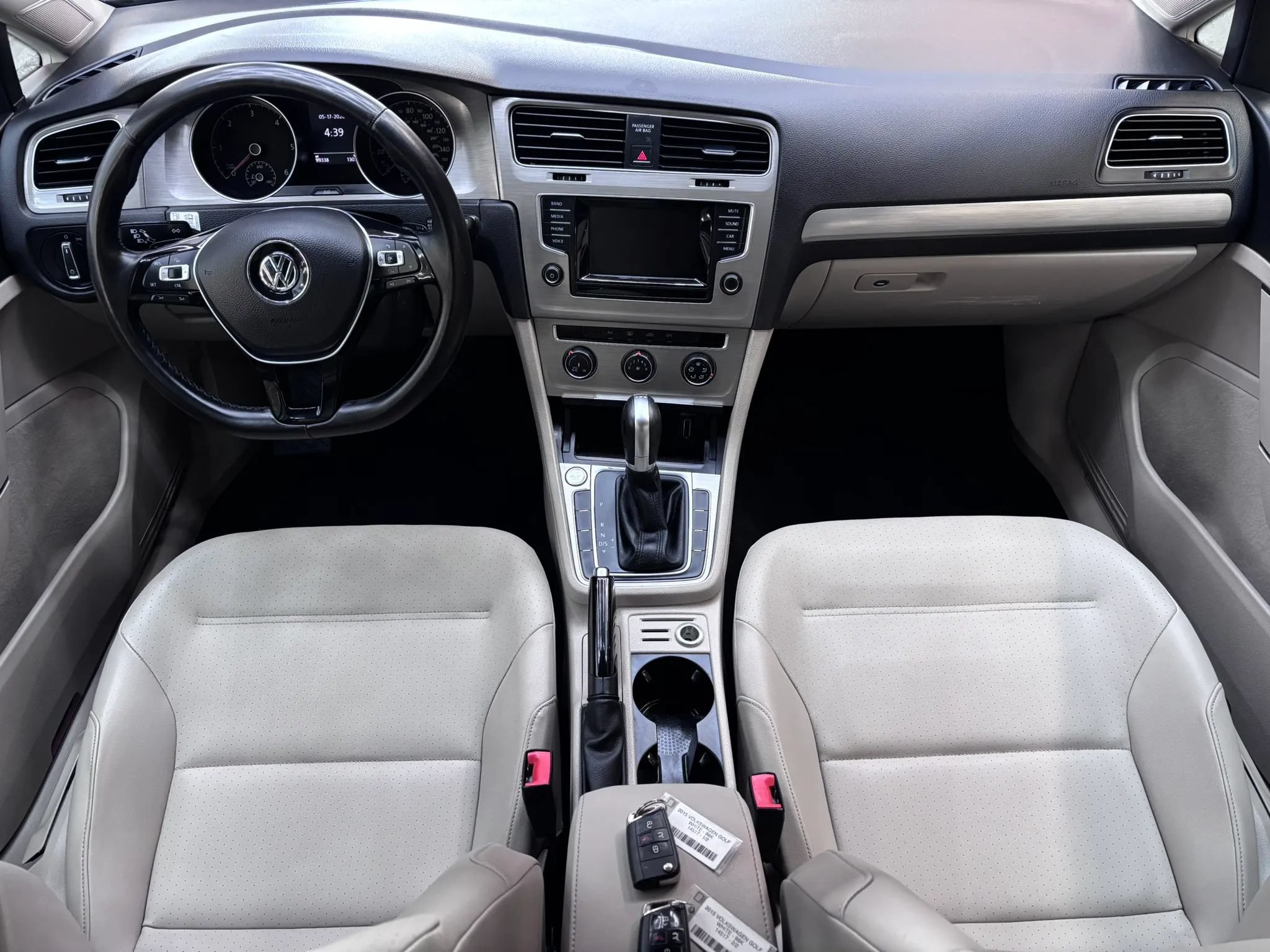Used 2015 Volkswagen Golf TDI S FWD image 14
