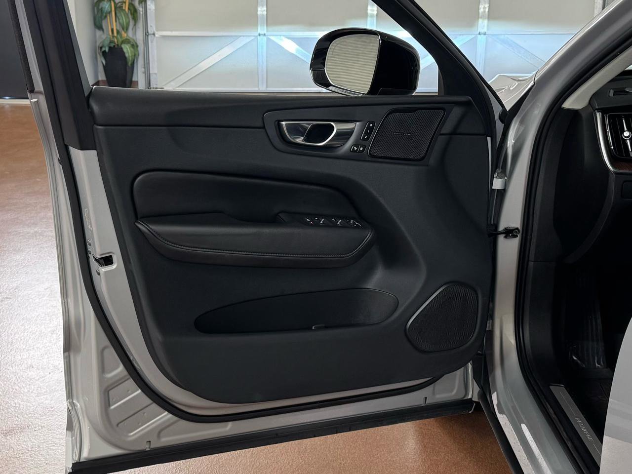 Used 2023 Volvo XC60 T8 Plus w/ Climate Package image 17